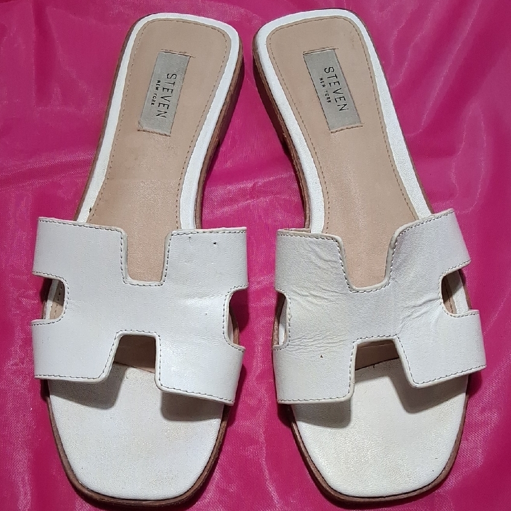 Seven7 Women's Cream Slide Sandals